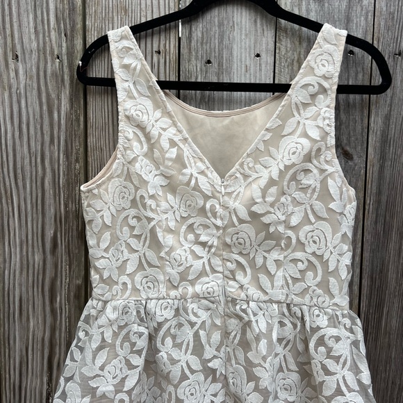 Altar'd State Lace Sleeveless Dress Size Medium - Picture 9 of 10